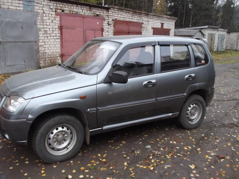 Нива Шевроле 2006 кварц