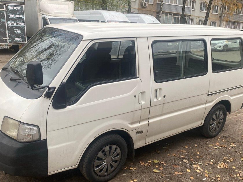 Мазда бонго