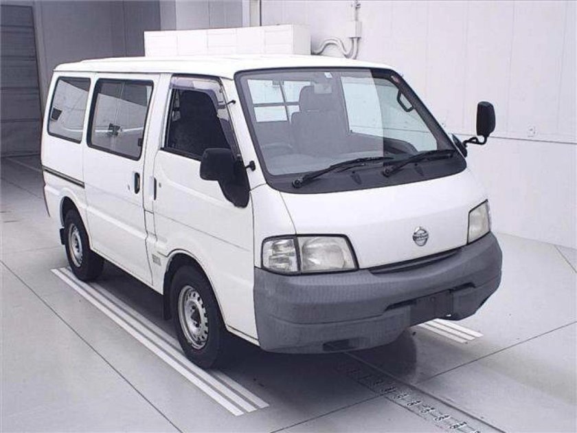 Nissan vanette van