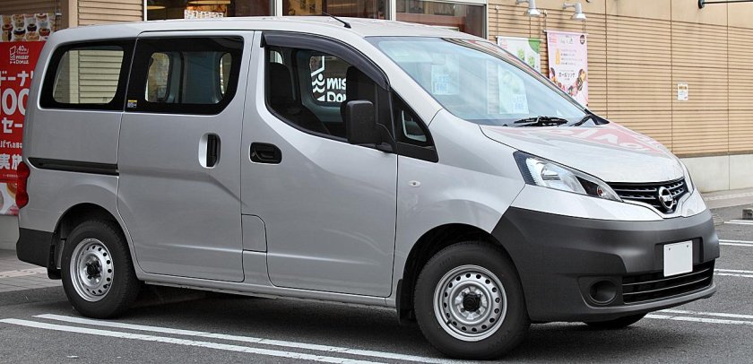 Nissan nv200
