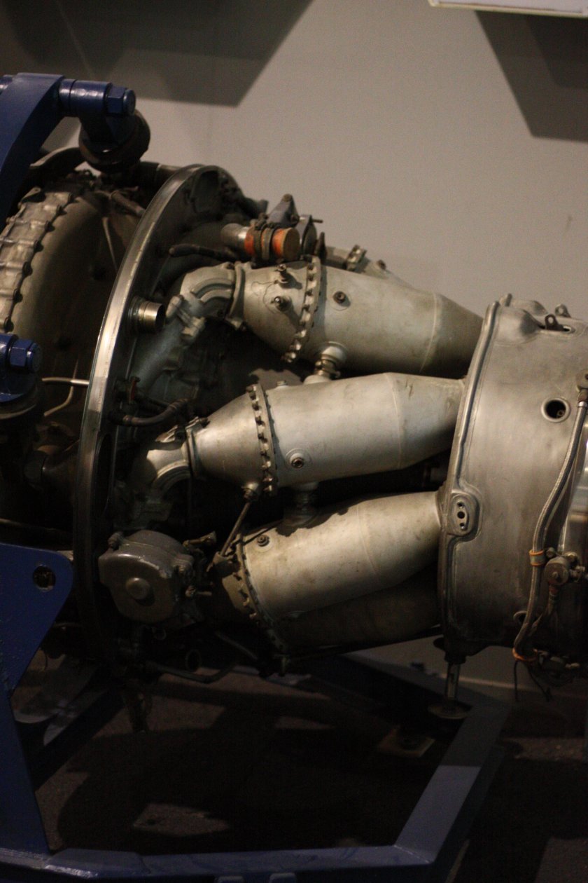 Двигатель миг 15