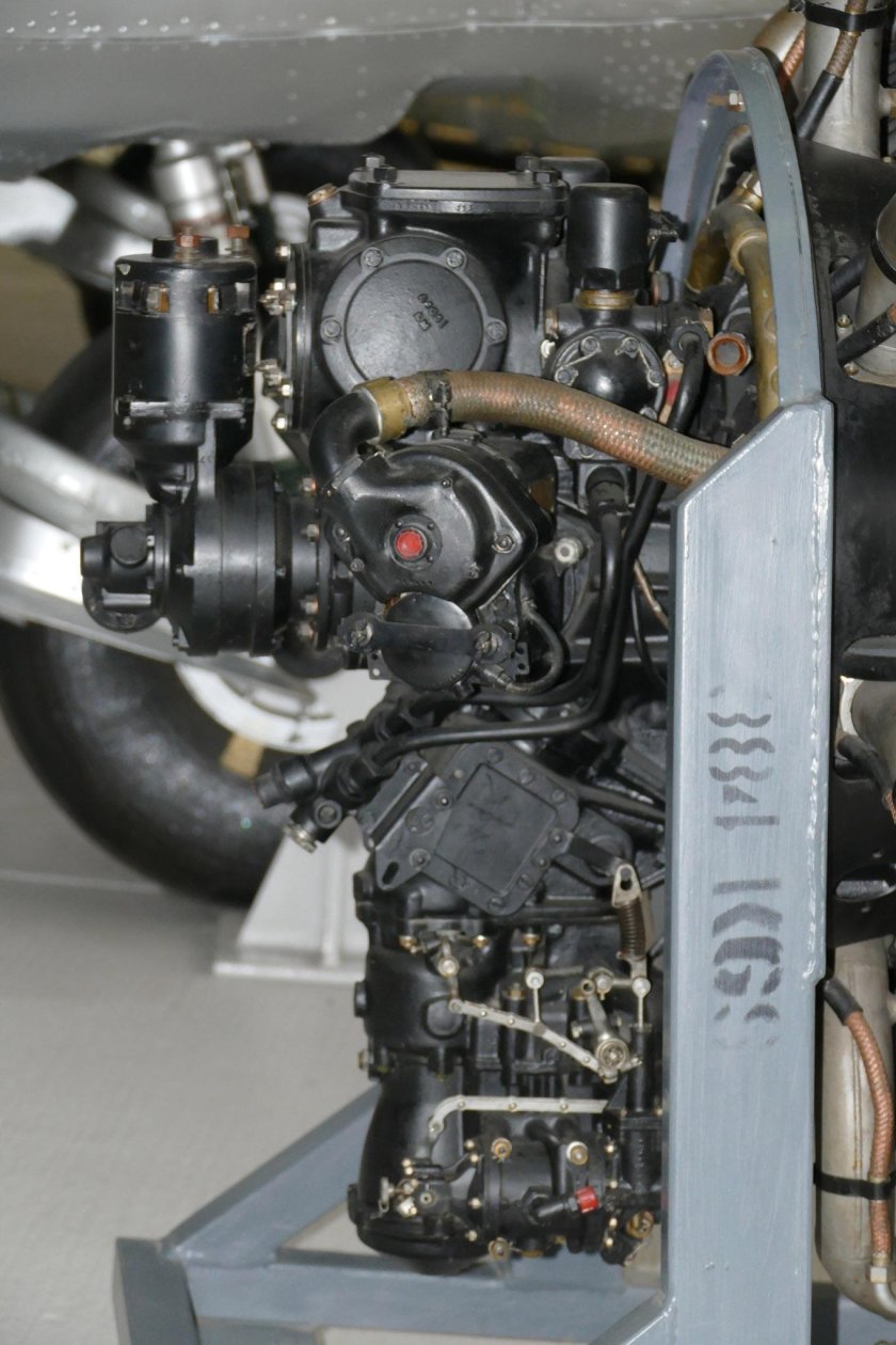 А-401 двигатель