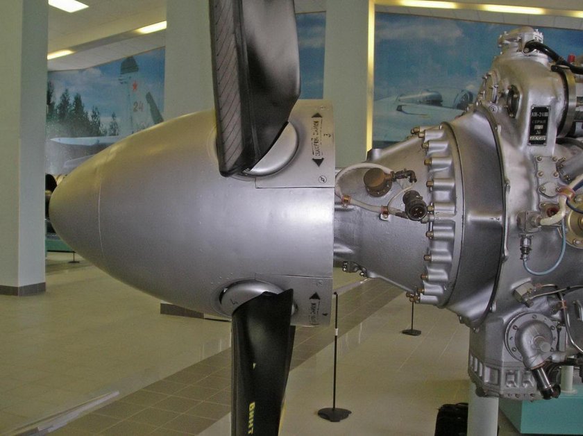 Турбовинтовой двигатель АИ-24