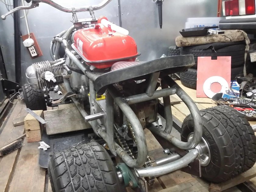 Мотоцикл Урал с двигателем от 2108