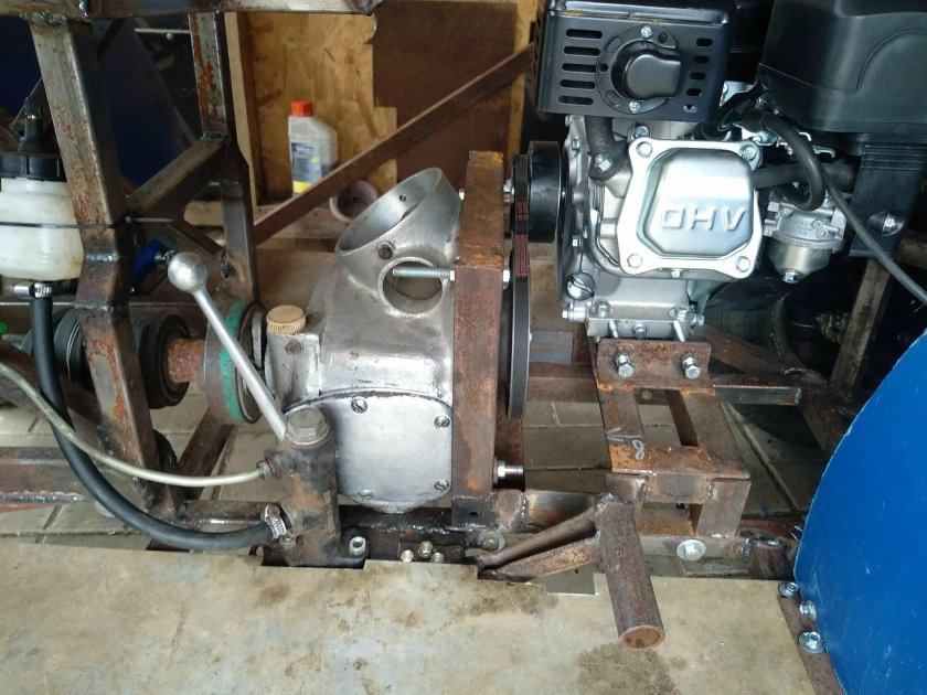 Квадроцикл с двигателем Лифан 15 л.с