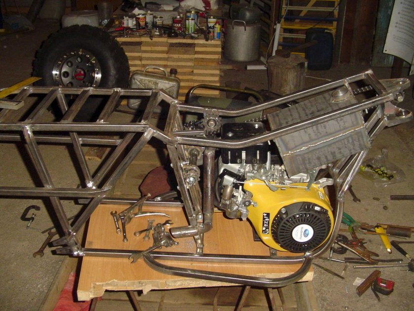 Мотовездеход 2х2 рама