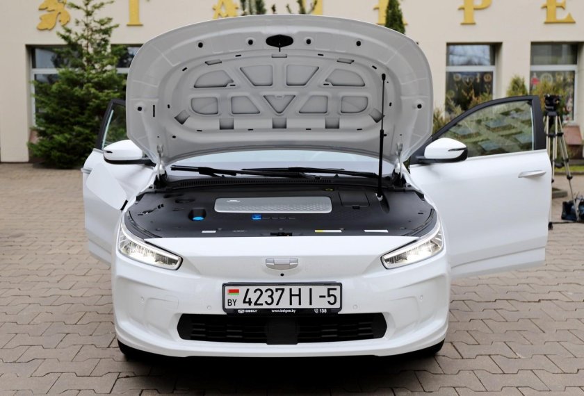Geely электромобиль