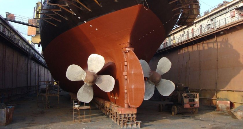 Винт у корабля