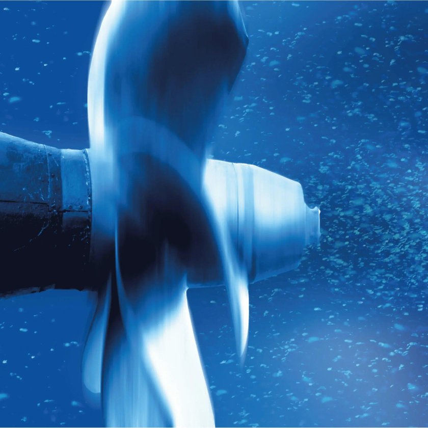 Гребной винт в воде