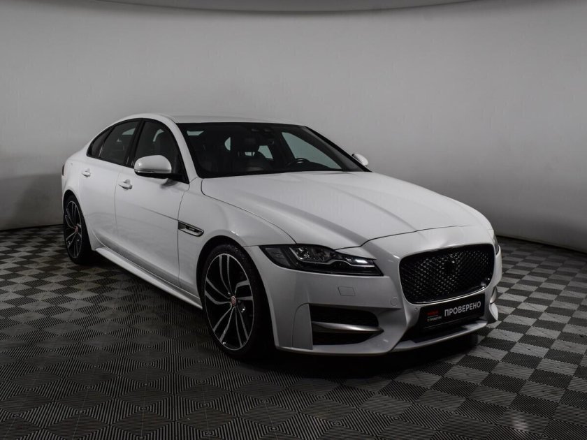 Jaguar XF 2016