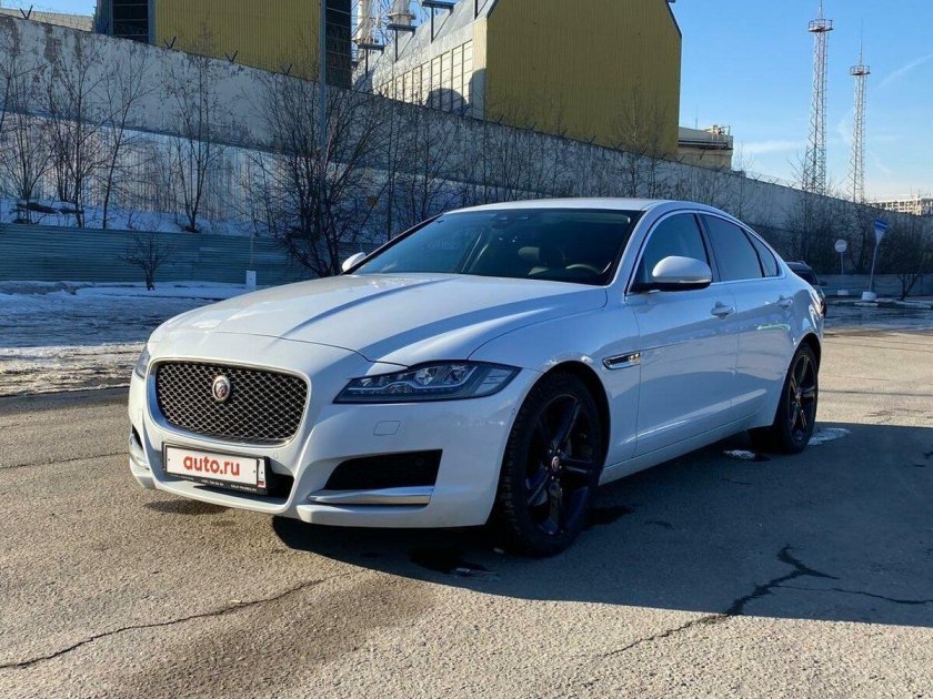Jaguar xf 2014