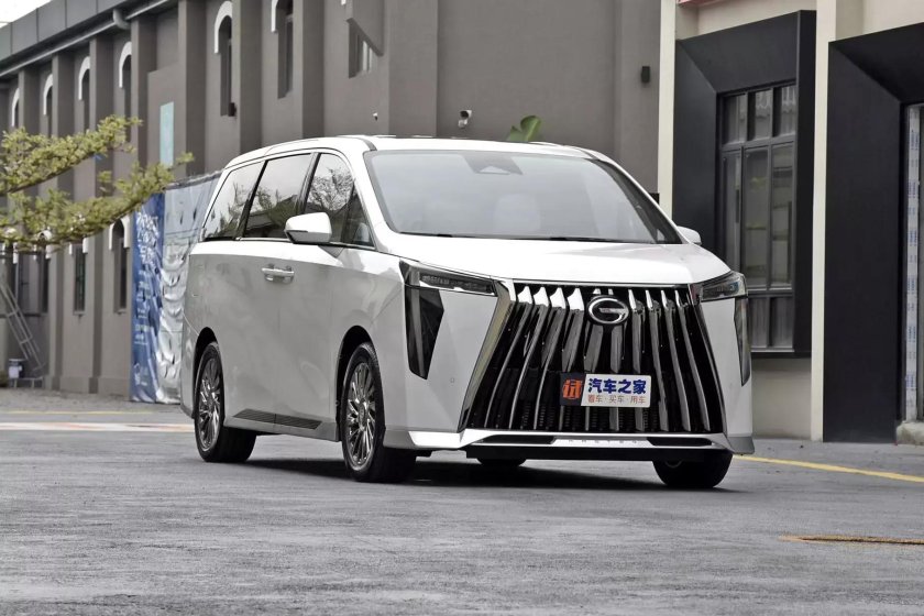 GAC минивэн gm8 2022