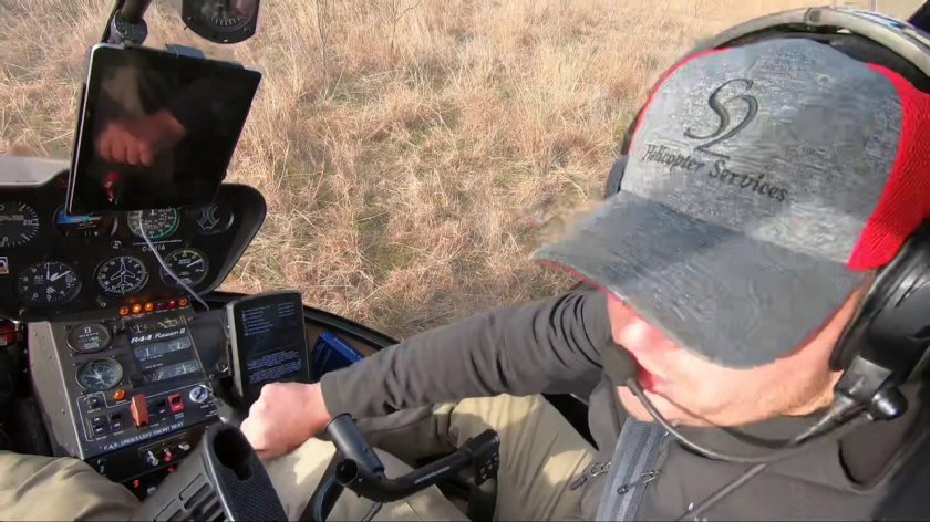 Органы управления вертолетом Робинсон 44