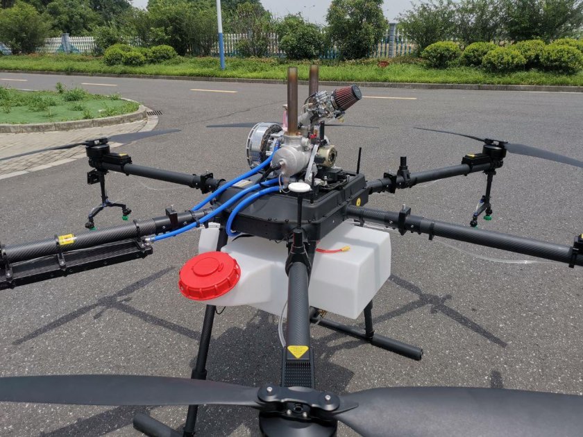 Бензиновый квадрокоптер