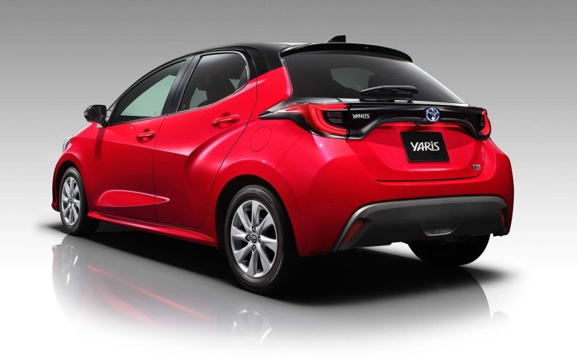 Тойота маленькая