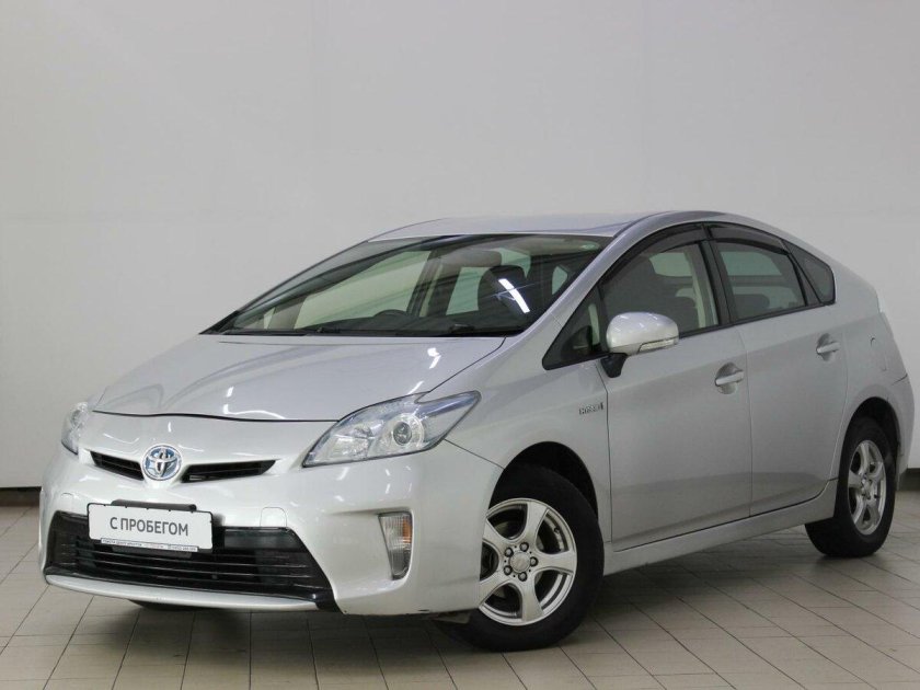 Toyota Prius 2012 серый