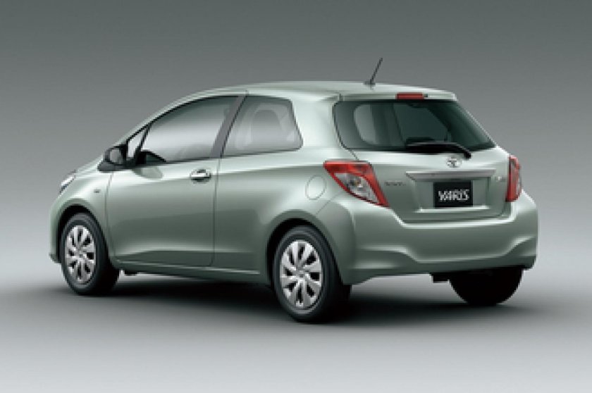 Тойота Ярис хэтчбек 2014