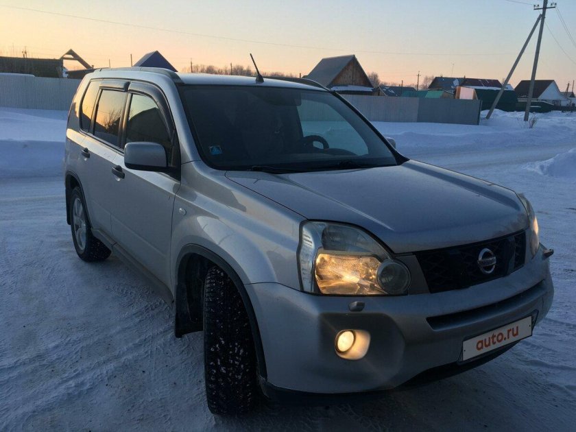 2.0 Л / 141 Л.С. / бензин Nissan x-Trail II, 2008