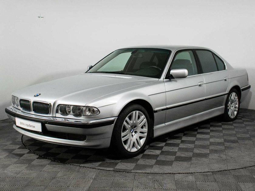 BMW 750i e38