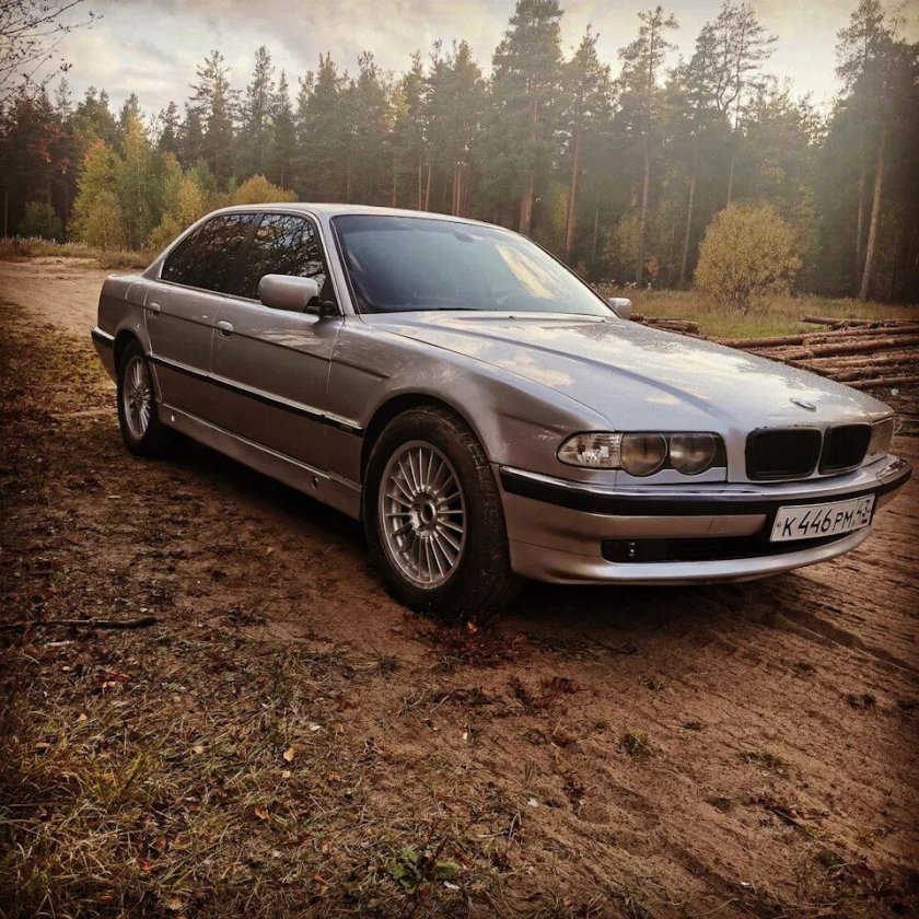 БМВ 7 серии 2000