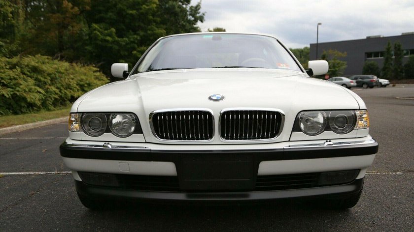 BMW 7 Series 2000