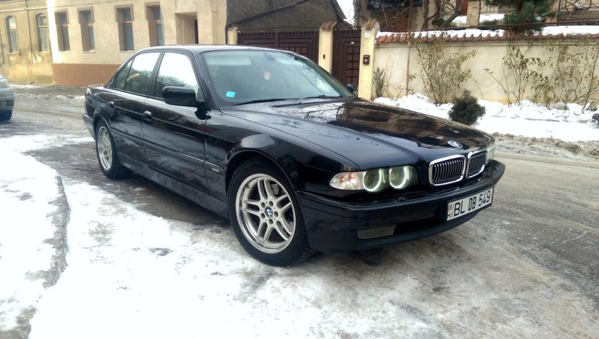 BMW 7 2000