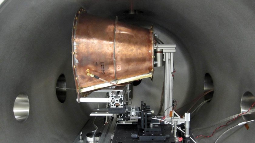 Бестопливный двигатель EMDRIVE