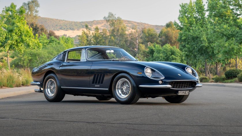 Ferrari 275