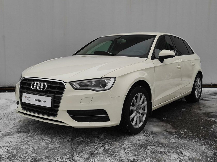 Ауди хэтчбек белая