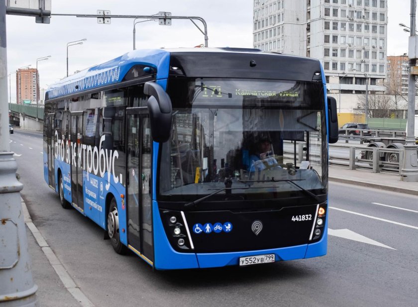 Электробус КАМАЗ-6282