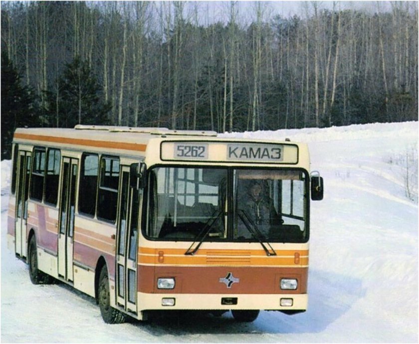 Автобус КАМАЗ 5262