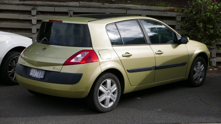 Рено Меган хэтчбек 2005