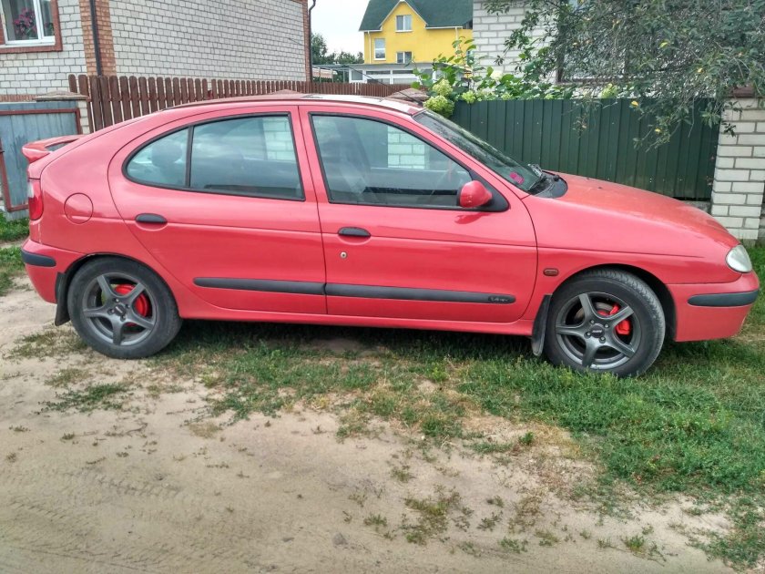 Рено Меган 1