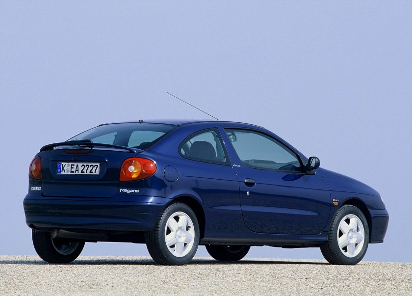 Рено Меган 1999