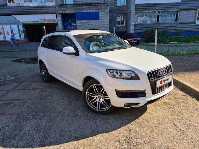 Audi q7 s line TDI 3.0 2014 белого цвета