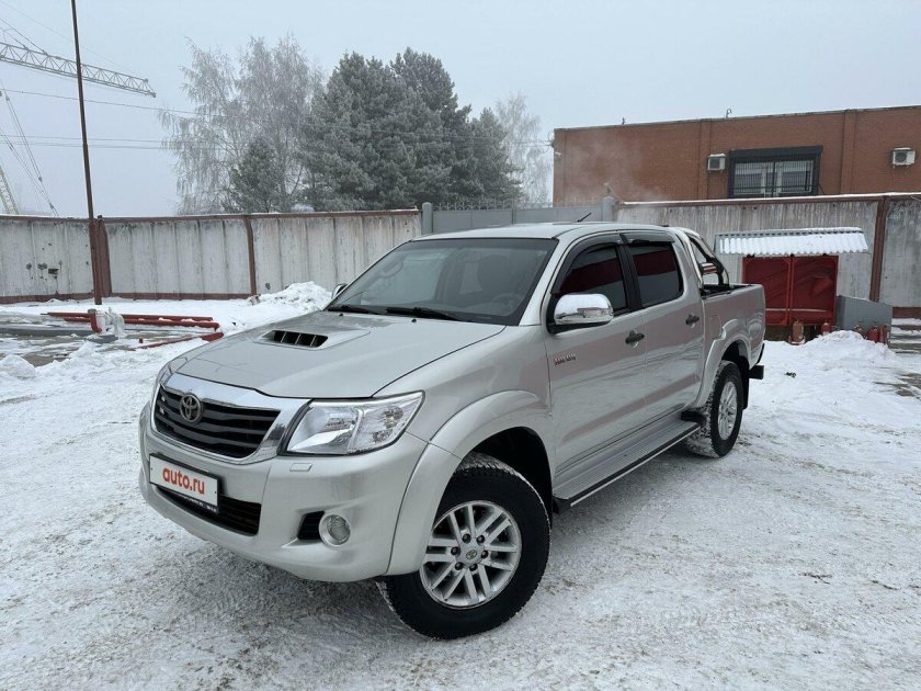 Toyota hilux surf ii