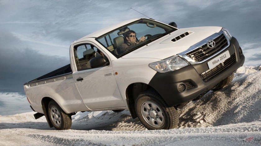 Тойота Хайлюкс пикап 2011