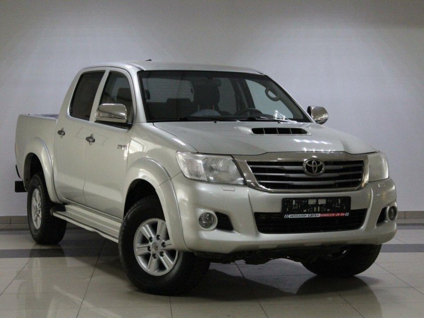 Тойота Хайлюкс 7 поколение Рестайлинг