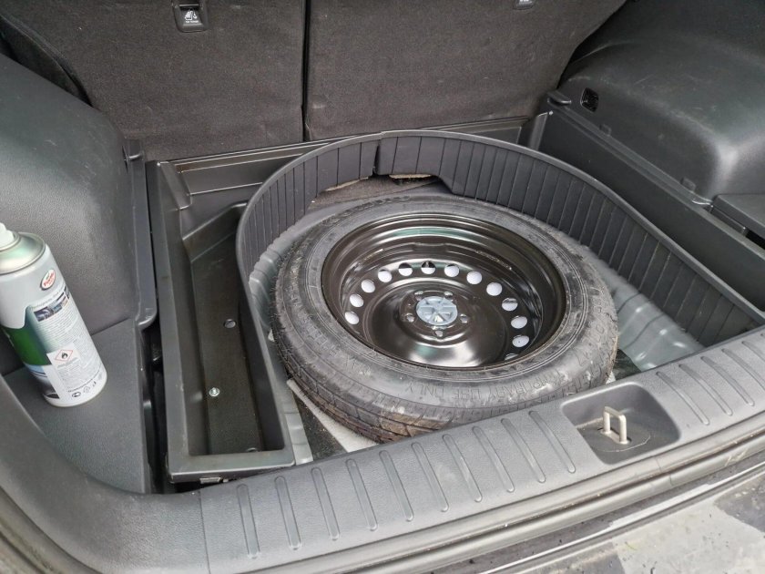 Органайзер в запаску Хендай Туссан