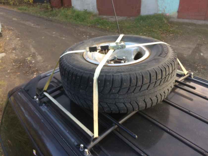Багажник для запасного колеса ВАЗ 2109