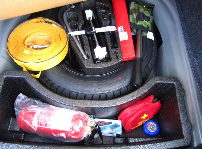 Запасное колесо Фольксваген поло седан