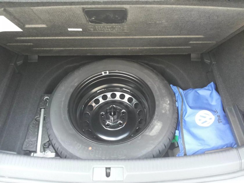 Volkswagen Golf 2 запаска