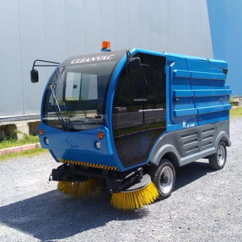 Комунальная машина СLEANVAC HC 1500