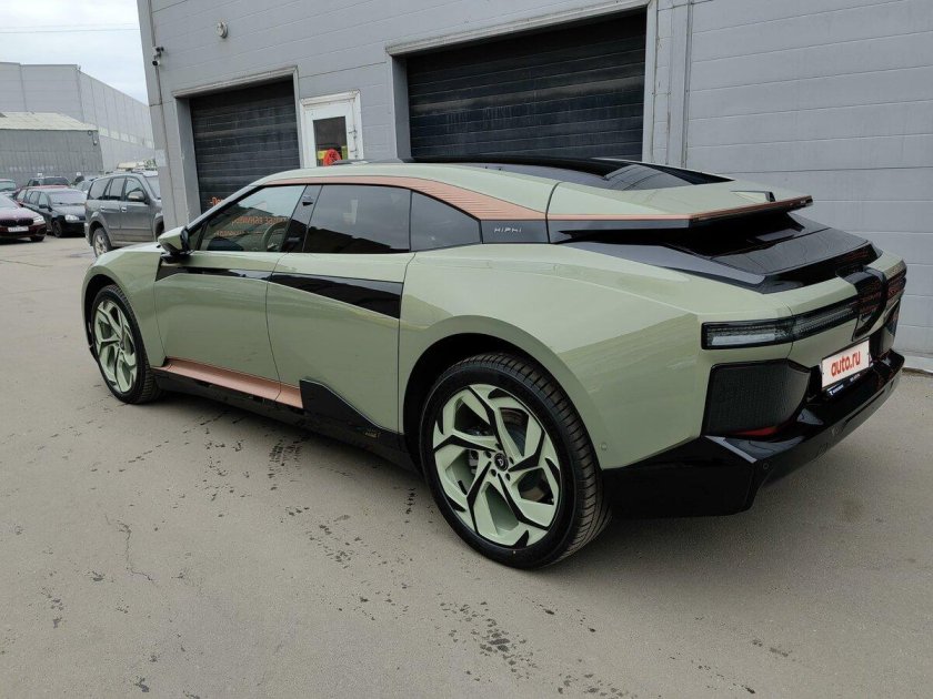 Автомобиль hiphi 2023