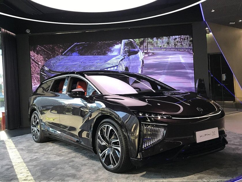 Кроссовер hiphi x