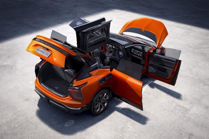 Китайский электромобиль hiphi