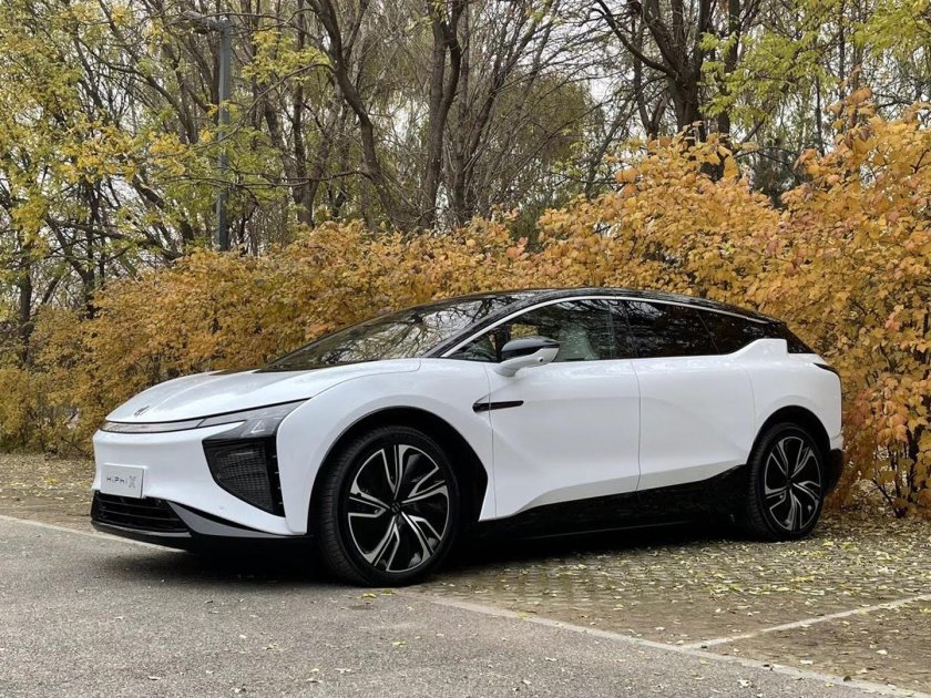 Электромобиль hiphi