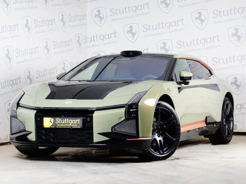 Машина hiphi z