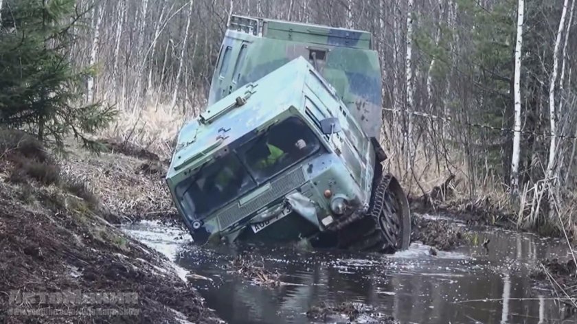 Вездеход Лось BV 206 трансмиссия