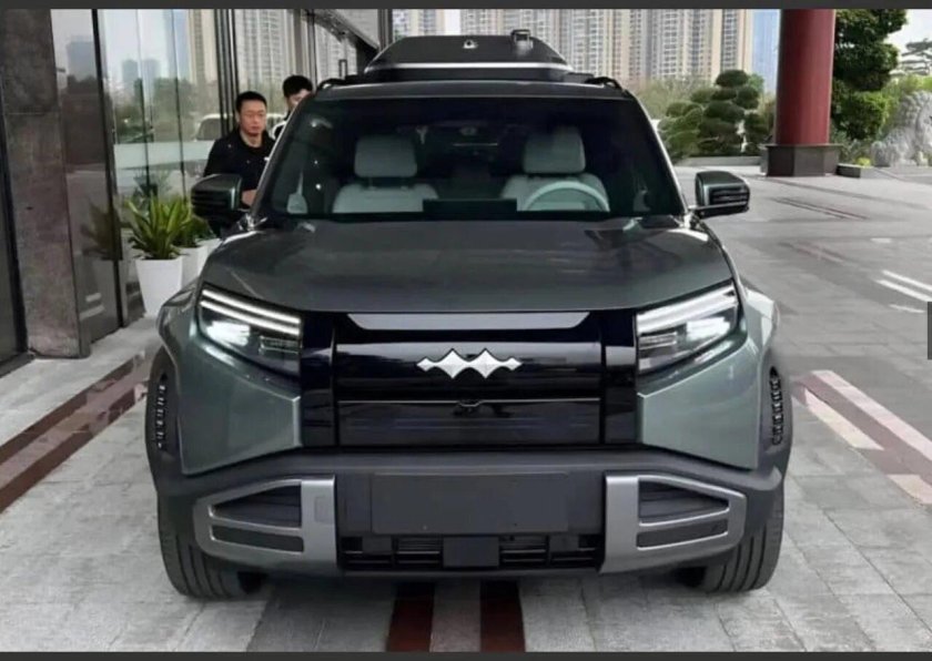 Китайские внедорожник